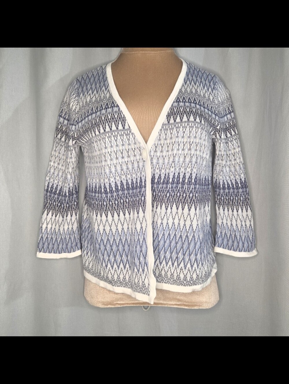 Pendleton Blue and White Geometric Knit Cardigan Size PM